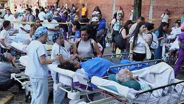 Tremor agrava crise hospitalar e impõe toque de recolher