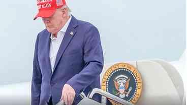 Trump exige que Irã se entregue e ameaça atacar Omã