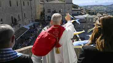 Leão XIV alerta para violência e isolamento em visita a San Marino
