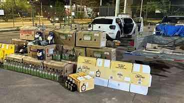 Mais de mil garrafas e equipamentos de adulteração são apreendidos