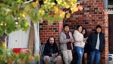 EUA suspendem agendamentos de vistos para imigrantes