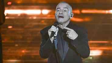 Eros Ramazzotti adia shows após cirurgia vocal