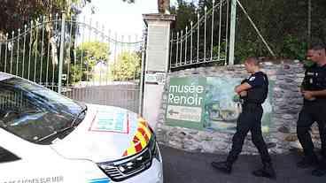 Obras de Renoir são roubadas de museu na França