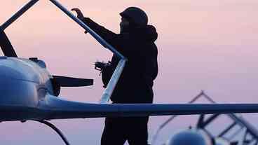 Drones levam alimentos a cidade ucraniana sob ocupação russa