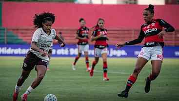 Futebol feminino avança com novas diretrizes de desenvolvimento