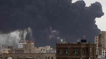 Houthis prometem resposta após bombardeio saudita no Iêmen