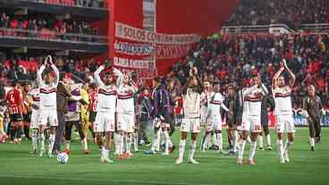 Flamengo se mantém vivo na Libertadores após jogo sem chutes a gol