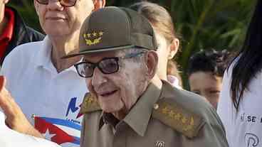 EUA ordenam prisão de Raúl Castro por homicídio