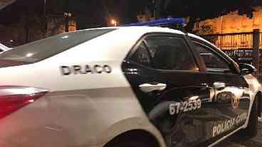 Polícia prende milicianos que extorquiam comerciantes no Rio
