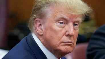 Donald Trump diz ter sido indiciado no caso de documentos sigilosos