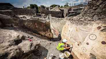 Itália irá inaugurar trem direto entre Roma e Pompeia em julho