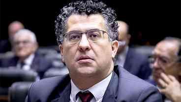 Vice-líder do Governo na Câmara faz balanço positivo de seis meses