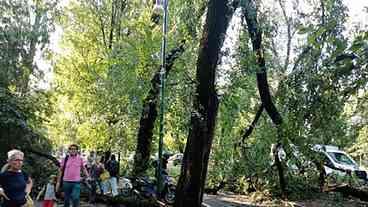 Milão fecha parques e cemitérios por causa de tempestades