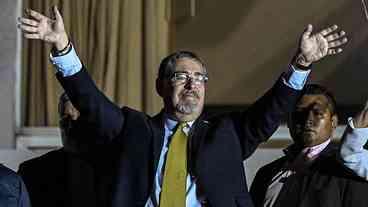 Bernardo Arévalo é eleito presidente da Guatemala