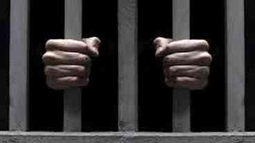 Russo é condenado a 12 anos de prisão por fornecer material militar aos EUA