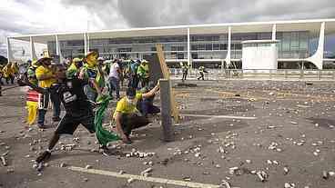 Polícia Federal deflagra 17ª fase da Operação Lesa Pátria