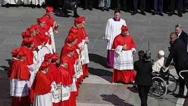 Papa Francisco cria 21 novos cardeais no Vaticano