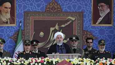 Irã acusa estrangeiros de elevar 'insegurança' no Golfo