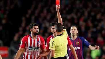 Diego Costa é suspenso por oito partidas por insultar árbitro