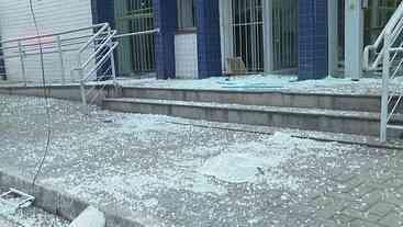 Criminosos explodem mais duas agências bancárias no Rio