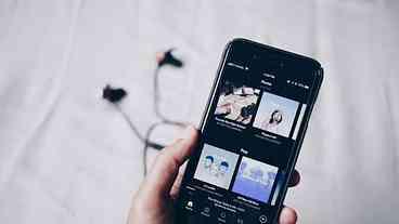 Spotify anuncia demissão em massa de 1,5 mil funcionários