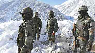 Militares chineses entram em território indiano para interromper celebrações do Dalai Lama 