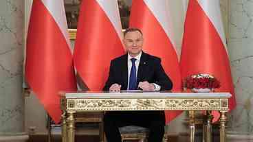 Donald Tusk toma posse como primeiro-ministro da Polônia