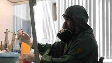 Chineses assinam carta à OMS exigindo investigação de laboratório norte-americano