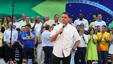 Imerso em suspeitas, Bolsonaro manda formatar os seus computadores