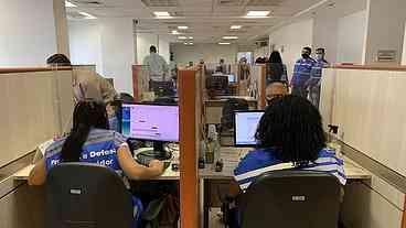 Procon realiza mutirão de negociação de dívidas no Rio