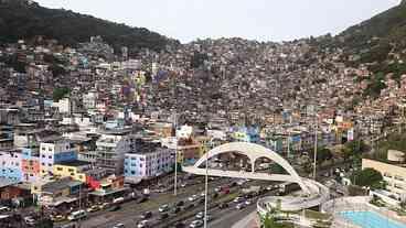 Secretaria do Ambiente inaugura cooperativa de reciclagem na Rocinha