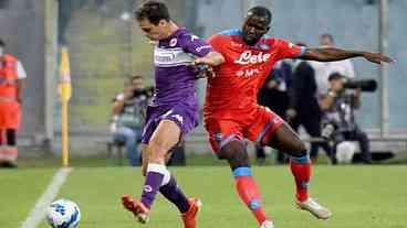 Polícia investiga insultos racistas contra zagueiro do Napoli