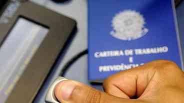 Trabalhador que recusar vacina pode ser demitido por justa causa, diz MPT