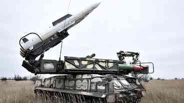 Força da Ucrânia alerta para escassez de mísseis antiaéreos