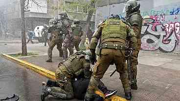 Chile decreta estado de exceção em área revindicada por índios 