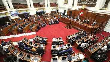 Congresso do Peru rejeita destituição de Castillo