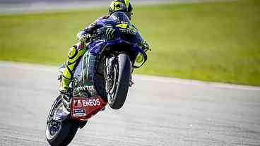 Valentino Rossi se aposenta das pistas italianas em GP da Emilia-Romagna