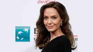 Jolie: verdadeiras heroínas são mulheres que protegem os imigrantes