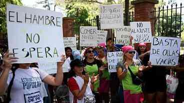 Argentina entra em greve contra Milei, que teme marcha 'incontrolável'