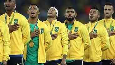 Hino Nacional não pode ser banalizado nas praças esportivas