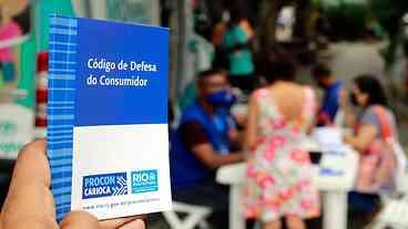 Procon notifica fabricante de macarrão por suspeita de contaminação