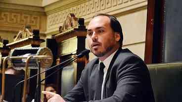 PF apreende computador da Abin na casa do '02', diz site