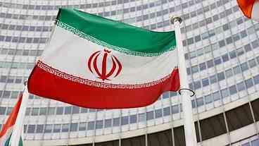 Irã e parceiros de acordo nuclear buscam data para conversas em Viena