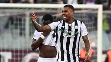 Ex-Grêmio, Walace sofre acidente de carro na Itália