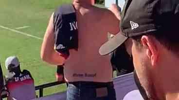 Neonazistas são escorraçados de estádio e bar