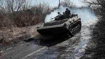 Forças russas desativaram 74 instalações militares terrestres da Ucrânia