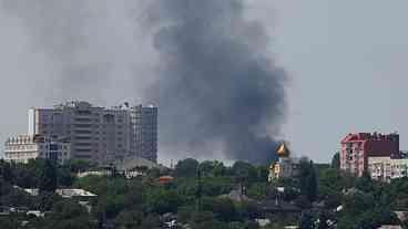 Forças ucranianas atacam sede administrativa em Donetsk