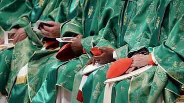 Bispos católicos advertem para risco Bolsonaro à democracia