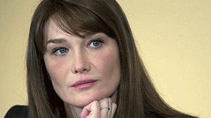 carla_bruni_1356642c-300x168.gif