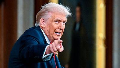 trumpmuromexico.jpg